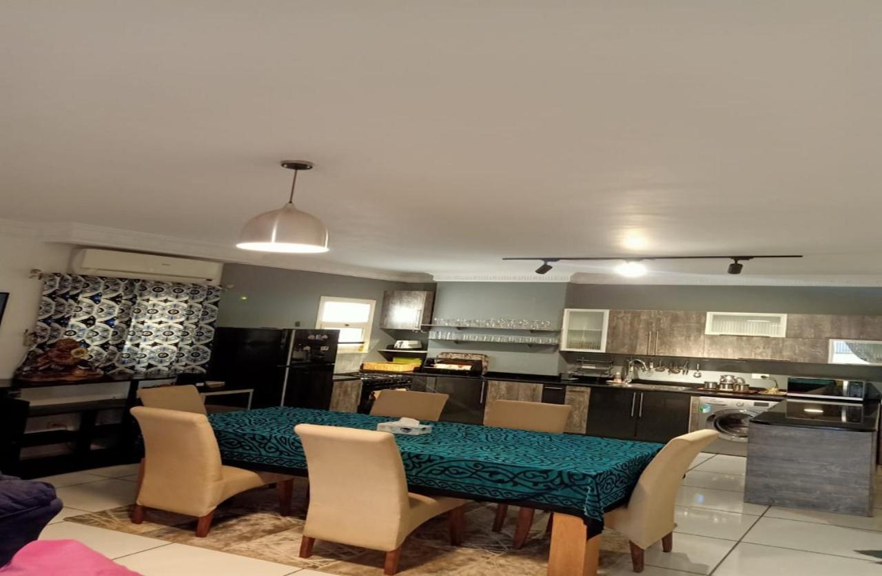 Pyramids Gem Plaza Hotell Kafret el-Gabal Exteriör bild