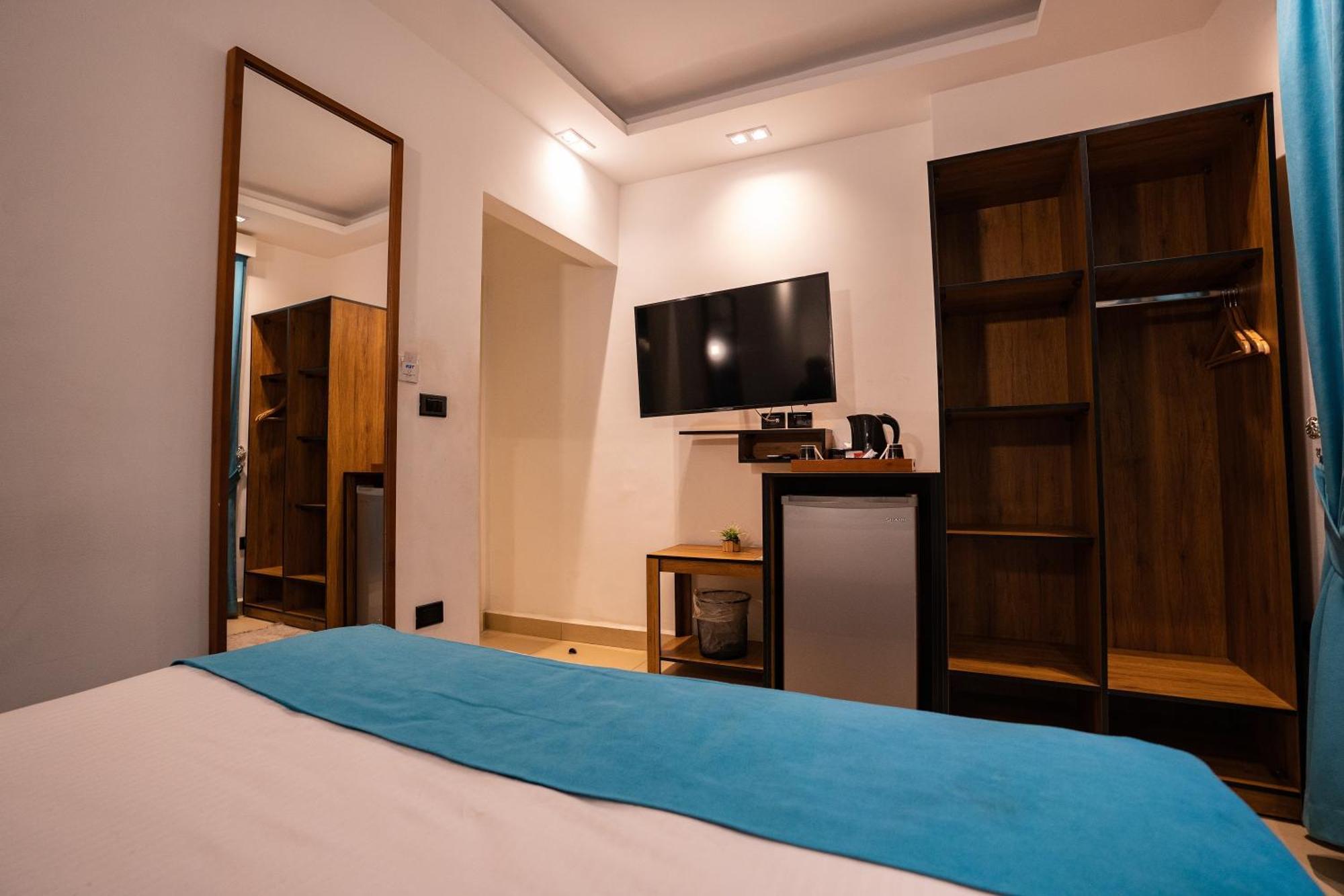 Pyramids Gem Plaza Hotell Kafret el-Gabal Exteriör bild