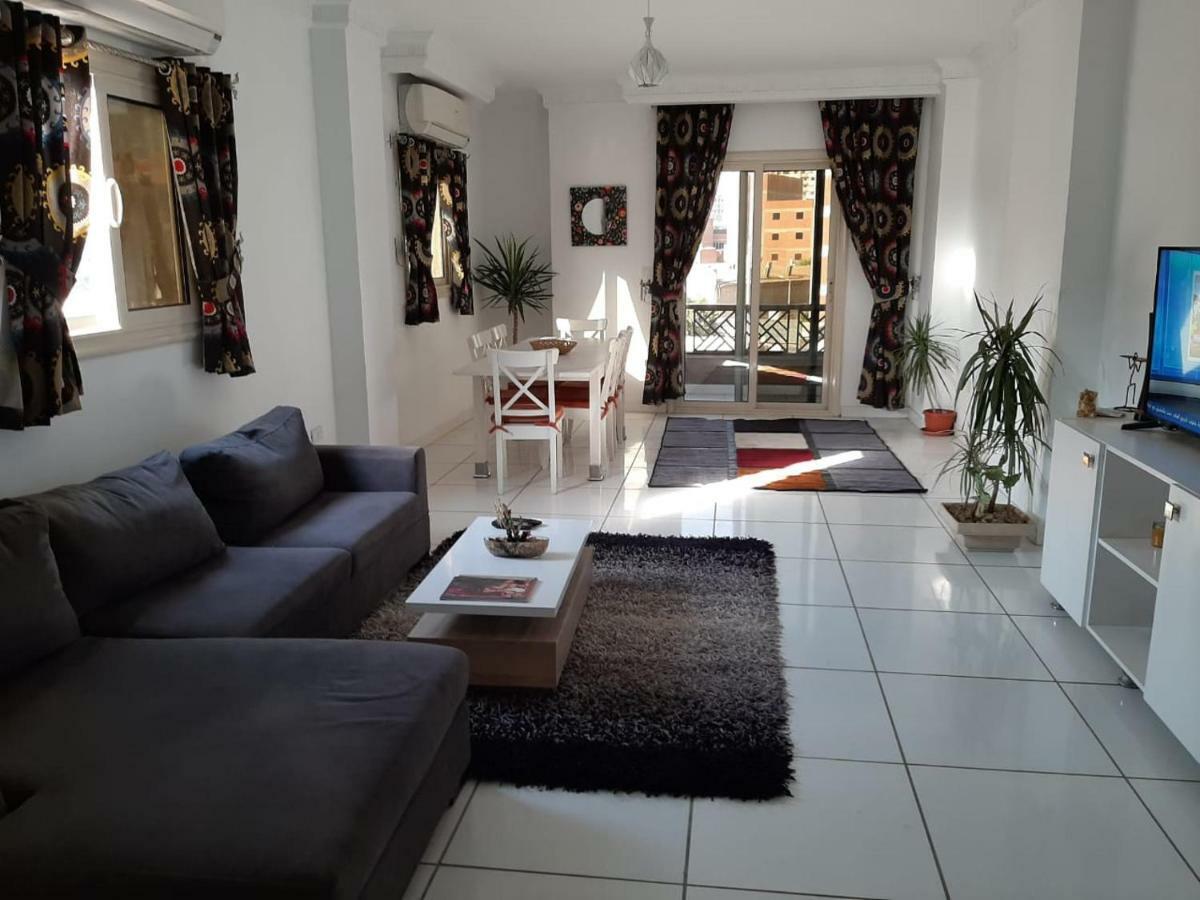 Pyramids Gem Plaza Hotell Kafret el-Gabal Exteriör bild